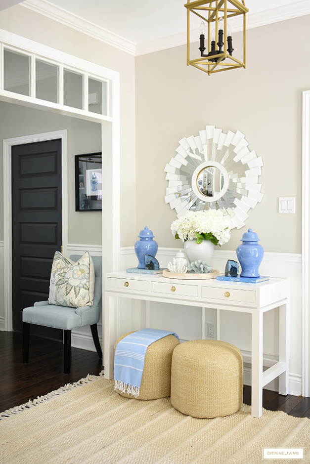 Get Inspired: 10 Creative Ways To Decorate Your Entryway With Style!